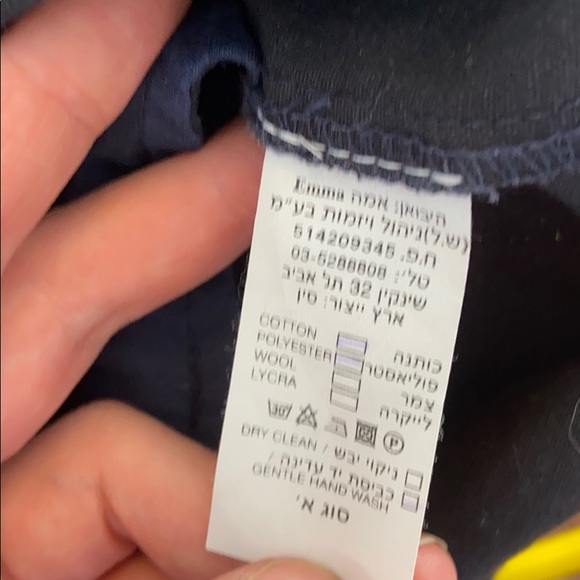 2/$20 Embroidered black and white shorts - Picture 5 of 5